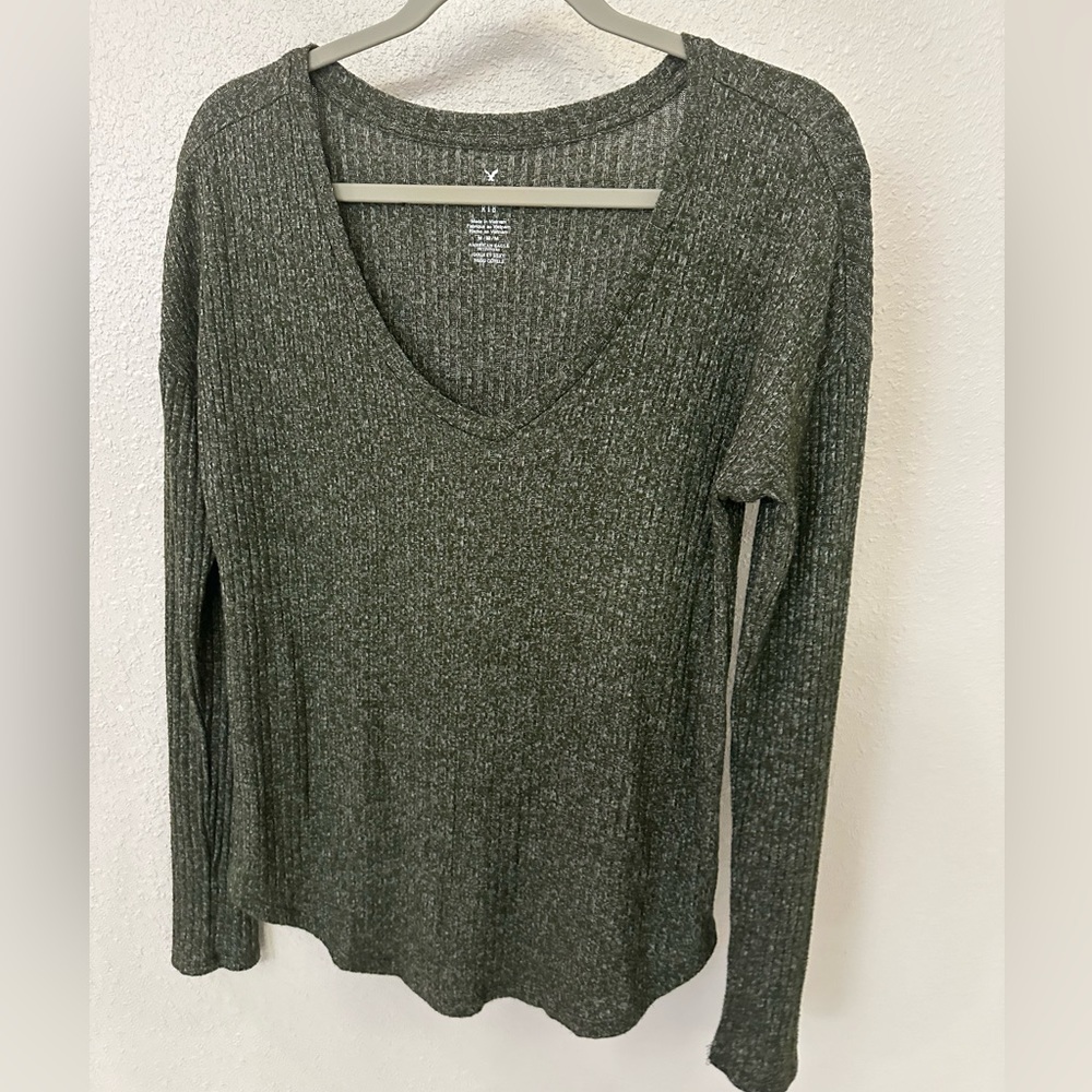 American Eagle Soft and Sexy Rib long sleeve vneck